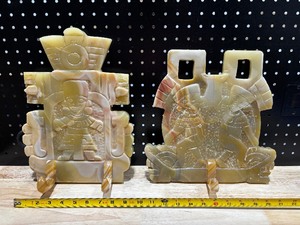 lot 18 image: Carved Stone Decor