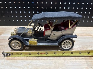 lot 50 image: Vintage Rolls Waco Mechanical Die Cast Car