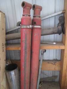 lot 68 image: Pair of hydraulic cylinders nearly ...