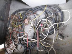 lot 76 image: Lot of misc gauge wire...