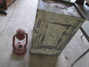 lot 206 image: Vintage metal storage box with inco...