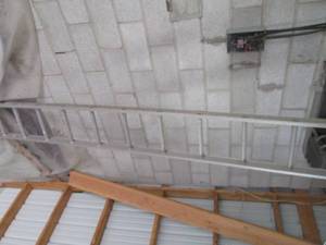 lot 208 image: 14ft aluminum ladder...