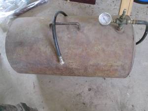 lot 216 image: 10-gallon Portable air tank...