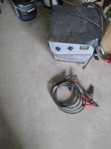 lot 219 image: Fleet 6121824 multi-amp fast cha...
