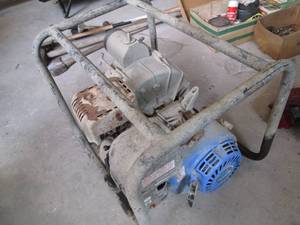 lot 242 image: Gas powered predator pump unknown ...
