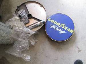 lot 245 image: Brand new Goodyear padded Rolling m...