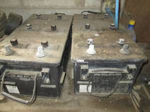 lot 280 image: (2) Heavy duty batteries for cores ...