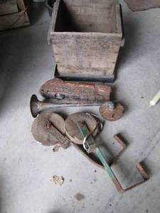 lot 316 image: Vintage wood planter box, wood pull...
