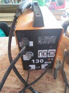 lot 154 image: 130 Mig welder...