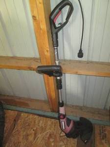 lot 163 image: Electric weed whip
