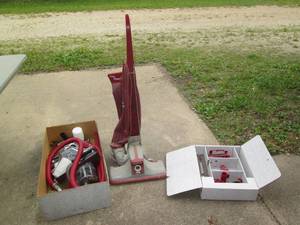 lot 186 image: Vintage Kirby classic III Vacuum cl...
