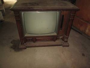 lot 200 image: Vintage console TV...