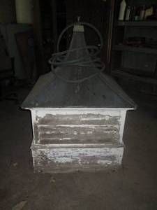 lot 2 image: Vintage 32.5in wood Cupola with met...
