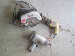 lot 14 image: Vintage craftsman circular saw, 38...