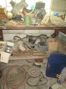 lot 258 image: Vintage tools, parts and scrap meta...