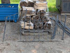 lot 55 image: Rod Iron Stair Rail