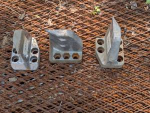lot 28 image: Set of 3  Wood Splitter Kickers