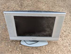 lot 77 image: Emerson TVDVD COMBO