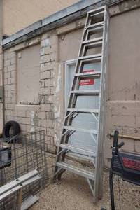 lot 8 image: 10 Werner Aluminum Ladder