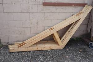 lot 20 image: Wooden Rafters (5ct)