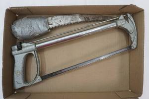 lot 54 image: Hacksaw & Handsaw Lot