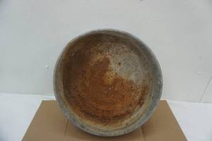 lot 67 image: Galvanized Metal Oil Pan 16 diameter