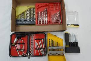 lot 140 image: 7 in 1 screwdriver, Merlin Gerin Mini Tools Case & Drill Bits