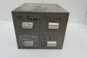 lot 149 image: 4-drawer metal shop cabinet