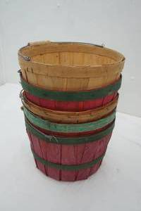 lot 153 image: (5ct) Apple Baskets