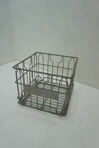 lot 178 image: Vintage Wire Milk Crate