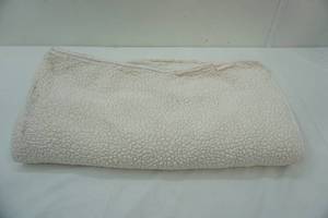 lot 191 image: Bath & Body Works Throw Blanket
