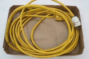 lot 212 image: extension cord length unknown