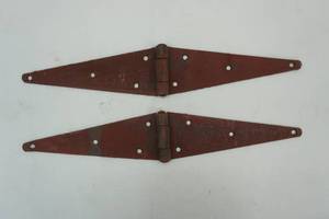 lot 232 image: (2ct) Vintage Barn Door Hinges