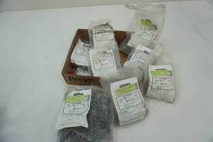 lot 244 image: Self-Taping Metal Panel to Frame Screws (approx 12 lbs.)