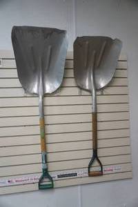 lot 284 image: Scoop Shovels (2ct)