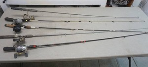 lot 319 image: 5ct Fishing Rods & Reels