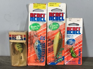 lot 32 image: 4 - Rebel Fishing Lures in Original Packages