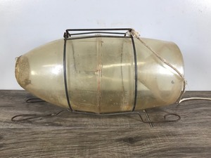 lot 267 image: Vintage Hydro Jet A Feather Lite Plastic Minnow Trap