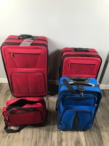 lot 291 image: 2 - Suitcases with Wheels