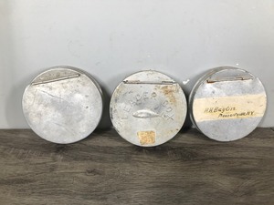 lot 342 image: 3 - Vintage Aluminum Leader Boxes Used for Fly Fishing