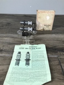 lot 351 image: Redding 3 Die Reloading Set for 30 M1