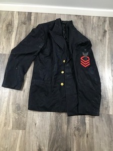 lot 372 image: Vintage US Navy Military Jacket with Ranking on the Sleeve