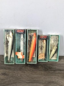 lot 387 image: Lot of 5 Rapala Fishing Lures in Original Boxes