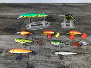 lot 396 image: Lot of 10 Fishing Lures