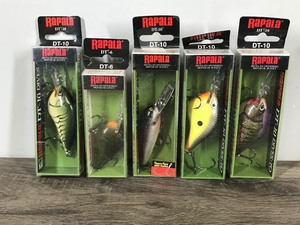 lot 398 image: Lot of 5 Rapala Fishing Lures