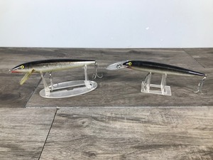 lot 402 image: 2 - Large Rapala Fishing Lures