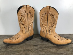 lot 408 image: Laredo Mens Leather Upper Balance Cowboy Boots (used)