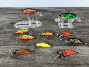 lot 422 image: Lot of 10 Fishing Lures