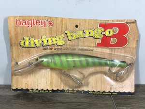 lot 430 image: Large Bagley Diving Bang-O Fishing Lure in Original Package