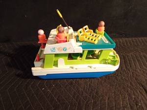 Fisher price boat with accessories